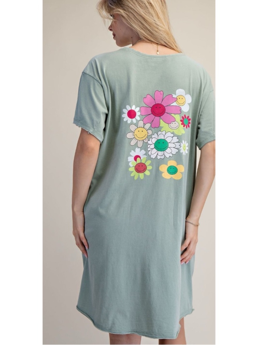 Easel Smiley Floral Graphic T-Shirt Dress